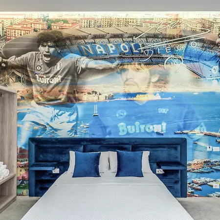 Av * Naples